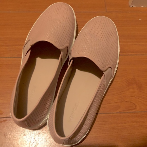 Vince Blair slip ons - Picture 2 of 2